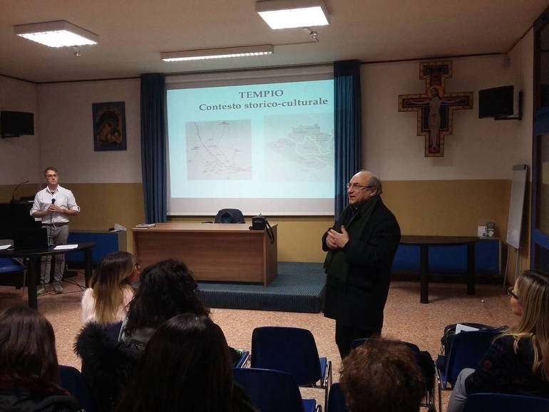 Metti una sera al corso per operatori culturali col vescovo Pizziolo