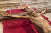 PAPA FRANCESCO: torna la Via Crucis al Colosseo