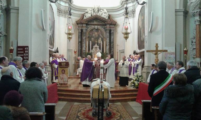 San Martino: l'ultimo saluto a don Giovanni Dan