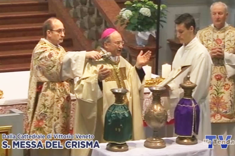 Le unità pastorali al centro dell'omelia della messa del Crisma - Video