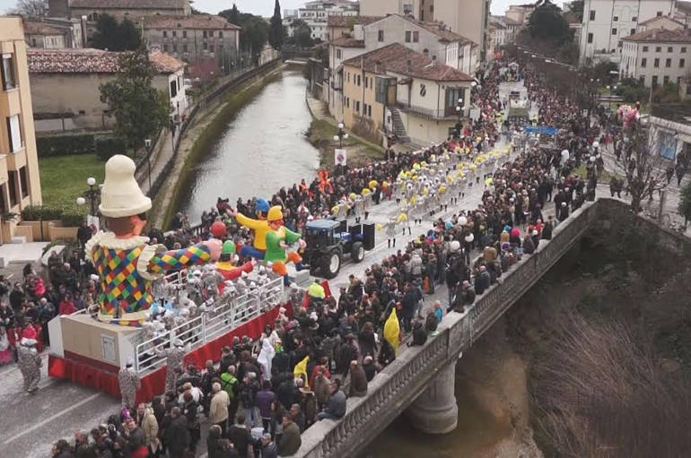 Bilancio per Carnevali di Marca: 140.000 presenze alle sfilate
