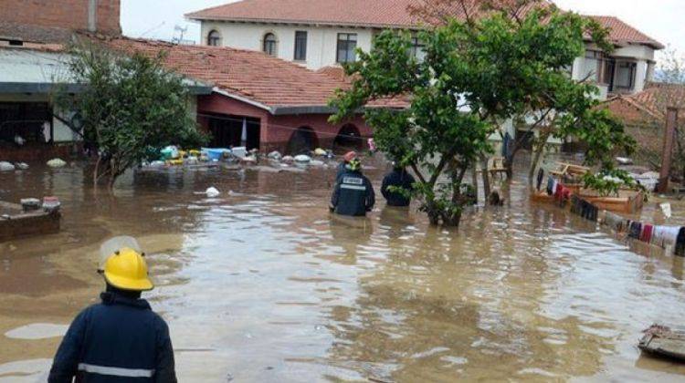 BOLIVIA: piogge torrenziali provocano 19 vittime