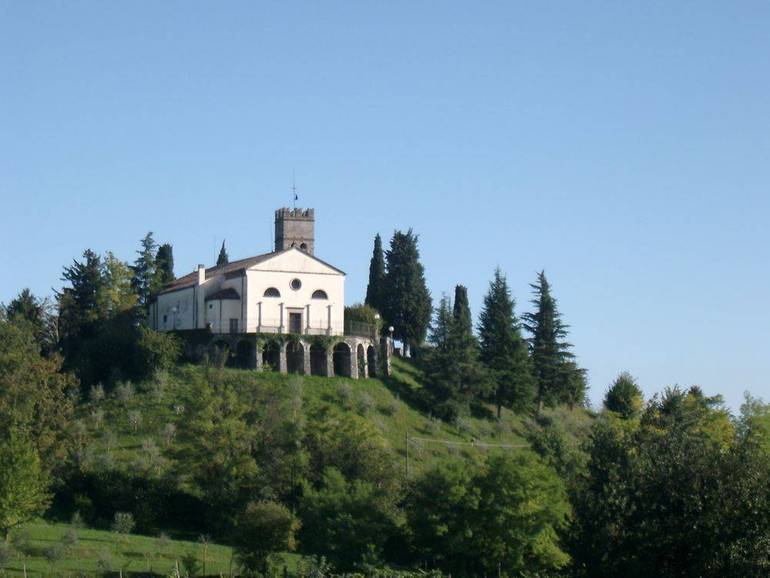 Castello Roganzuolo: ingresso del nuovo parroco
