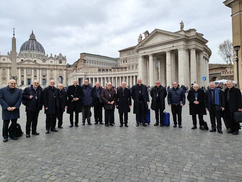 CHIESA: i vescovi del Triveneto in Vaticano