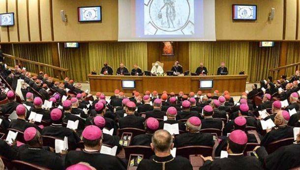 CHIESA: nel 2022 un sinodo sulla sinodalità