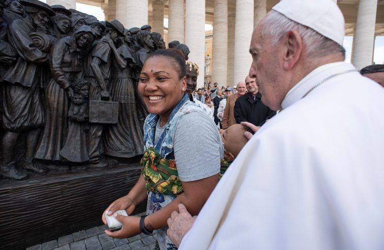 CHIESA: Papa Francesco, “salvare le vite dei migranti” è “impegno imprescindibile” per la Chiesa