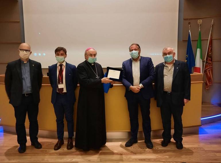 DIOCESI: donati all'ospedale di Vittorio Veneto 126 mila euro