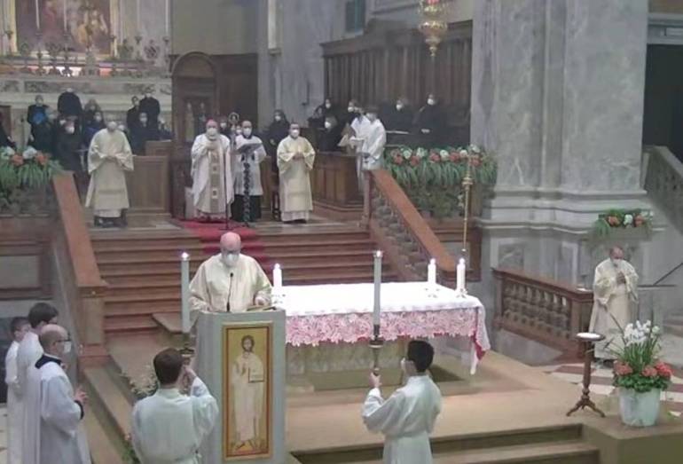 DIOCESI: il Vescovo nella festa di s. Tiziano: "Non scoraggiamoci!"