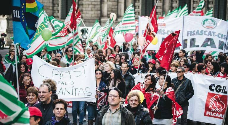 #futuroèpubblico: manifestazione dei dipendenti pubblici a Roma