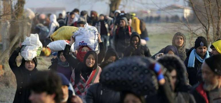 Il calvario dei migranti al confine tra Grecia e Turchia