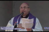 La preghiera per i defunti col vescovo Corrado - Video