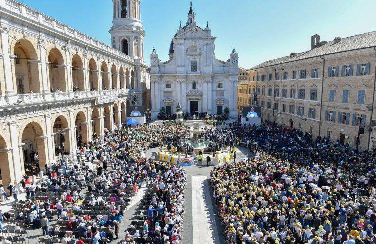 LORETO: papa Francesco concede la proroga del Giubileo fino al 10 dicembre 2021