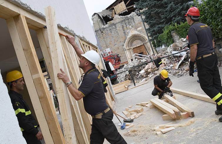 Terremoto: non si ferma l’impegno “concreto ed efficace” della Chiesa italiana