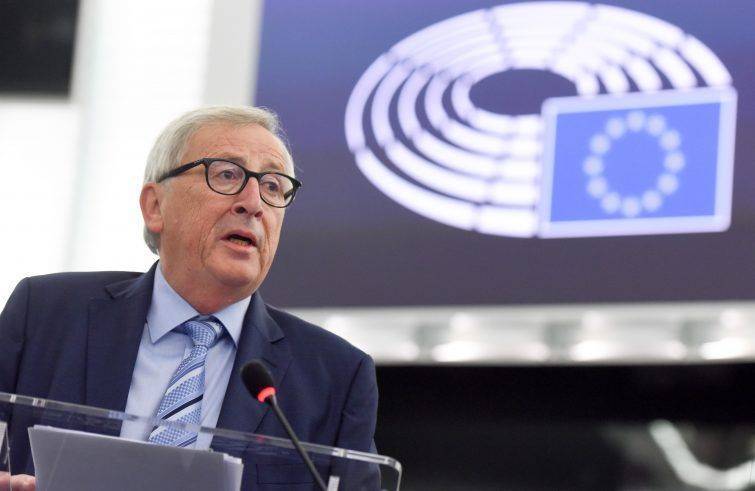 UE: Juncker esce di scena