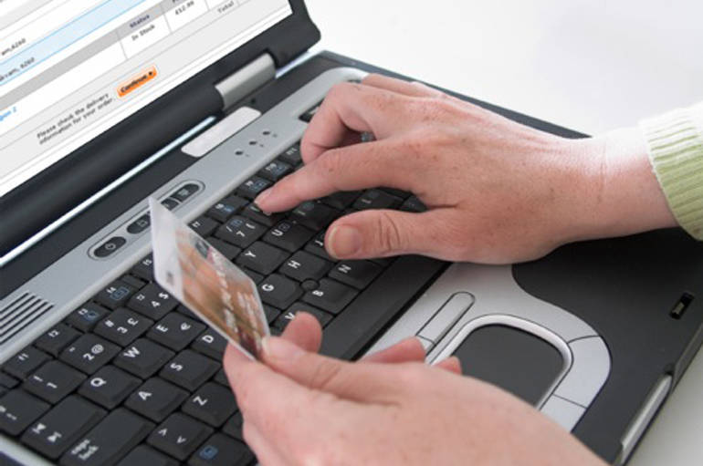 Ue: tutela dei consumatori per gli acquisti online
