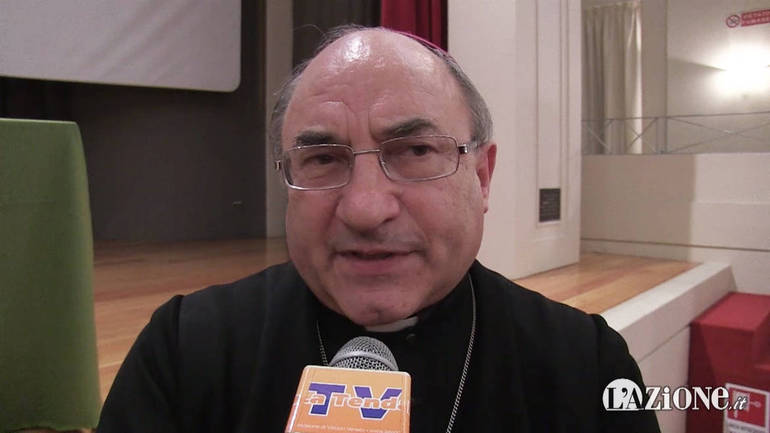 Unioni civili: il commento del vescovo Corrado - Video