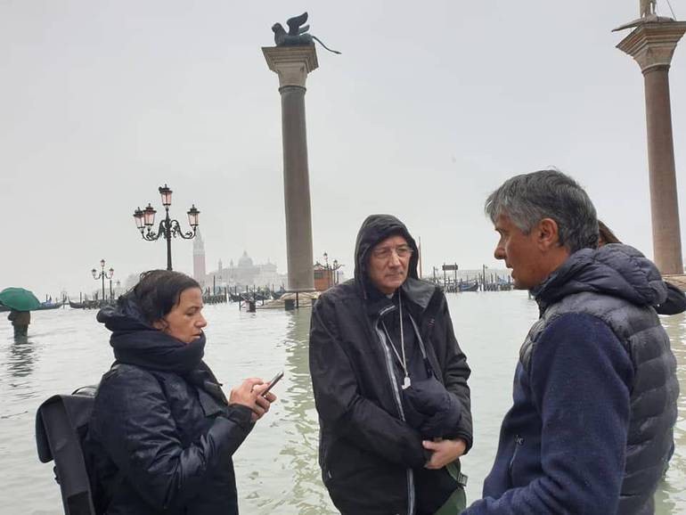 Venezia: la lettera di gratitudine agli "angeli dell'acqua alta"