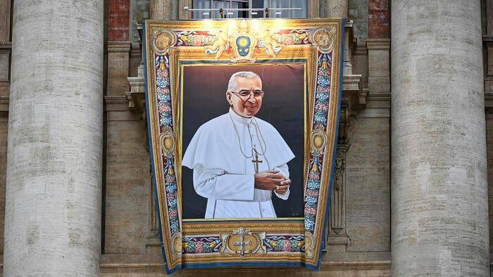BEATIFICAZIONE LUCIANI: parla l'autore del ritratto ufficiale del Papa