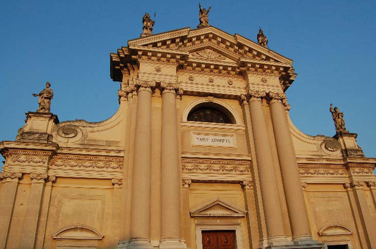 Vittorio Veneto: oggi il cardinale Stella benedice tre nuove formelle in Cattedrale