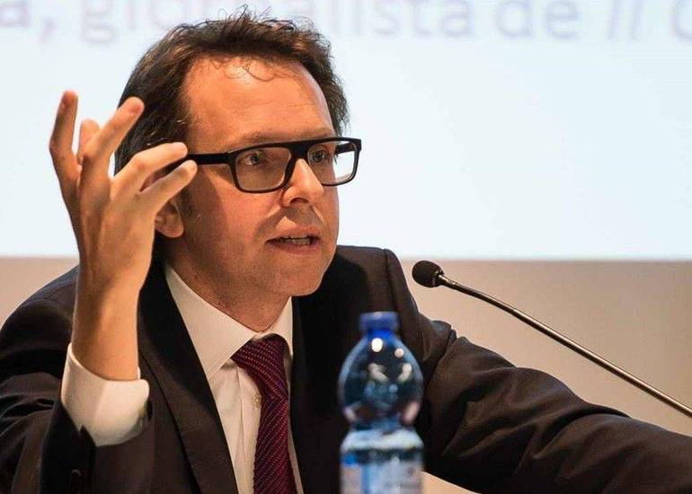 CONEGLIANO: Sandro De Nardi presenta la Costituzione