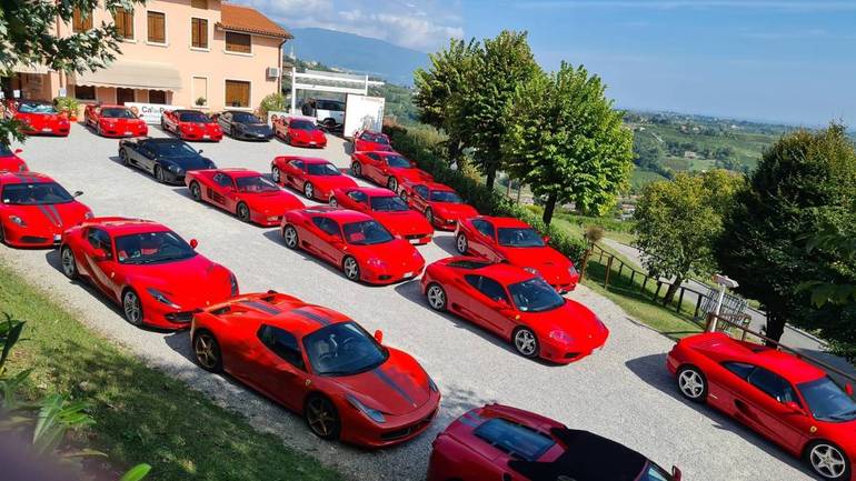 SAN PIETRO FELETTO: cento Ferrari a Ca' del Poggio
