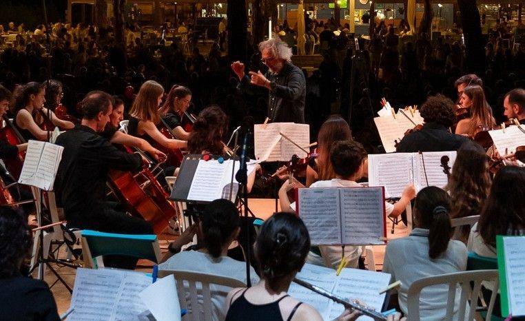REVINE: concerto in riva al lago dell'Orchestra Sio